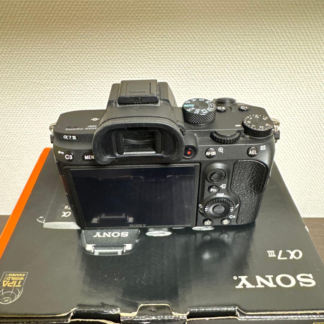 SONY α7 III ミラーレスカメラ 箱付きILCE-7M3