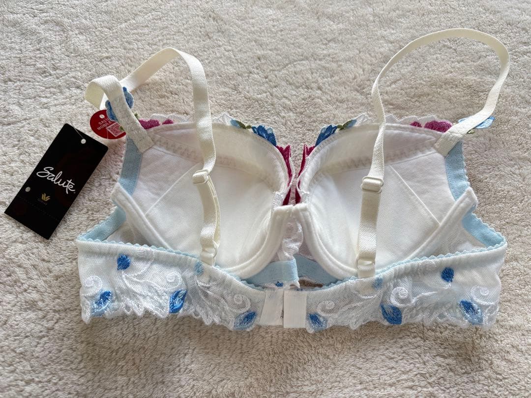 サルート C65 ブラ ガーター ソング スリップ Mサイズ IV