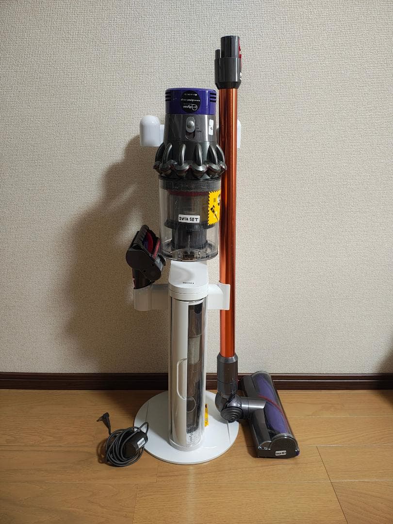 ダイソン★掃除機★V10★ＳV12★バッテリーの状態良好★スタンド付き