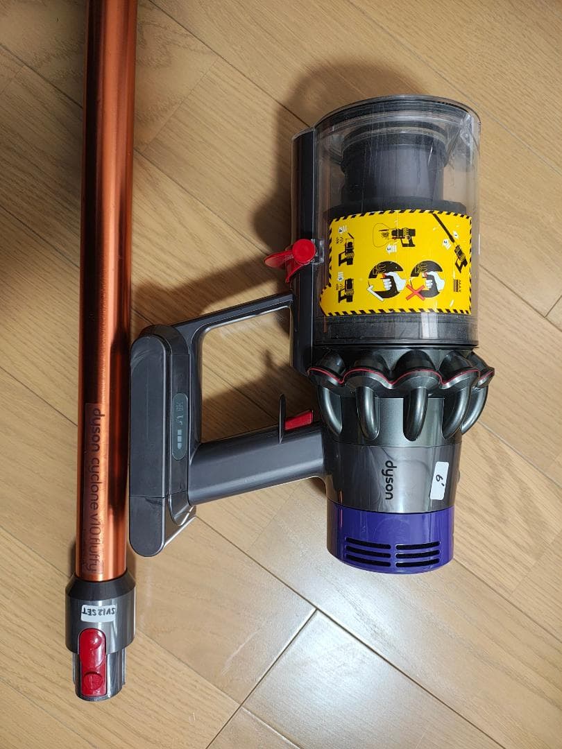 ダイソン★掃除機★V10★ＳV12★バッテリーの状態良好★スタンド付き