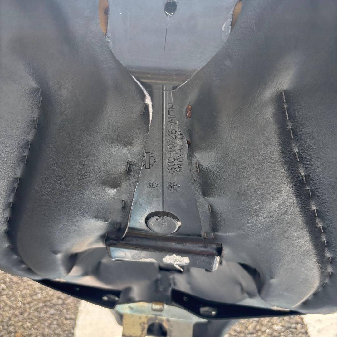 ス*ん様 2013年式スポーツスター　XL1200C 純正シート