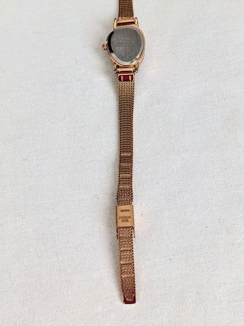 プ*う様 エテ　ダイヤモンド　ジェムフェイス　ウォッチ