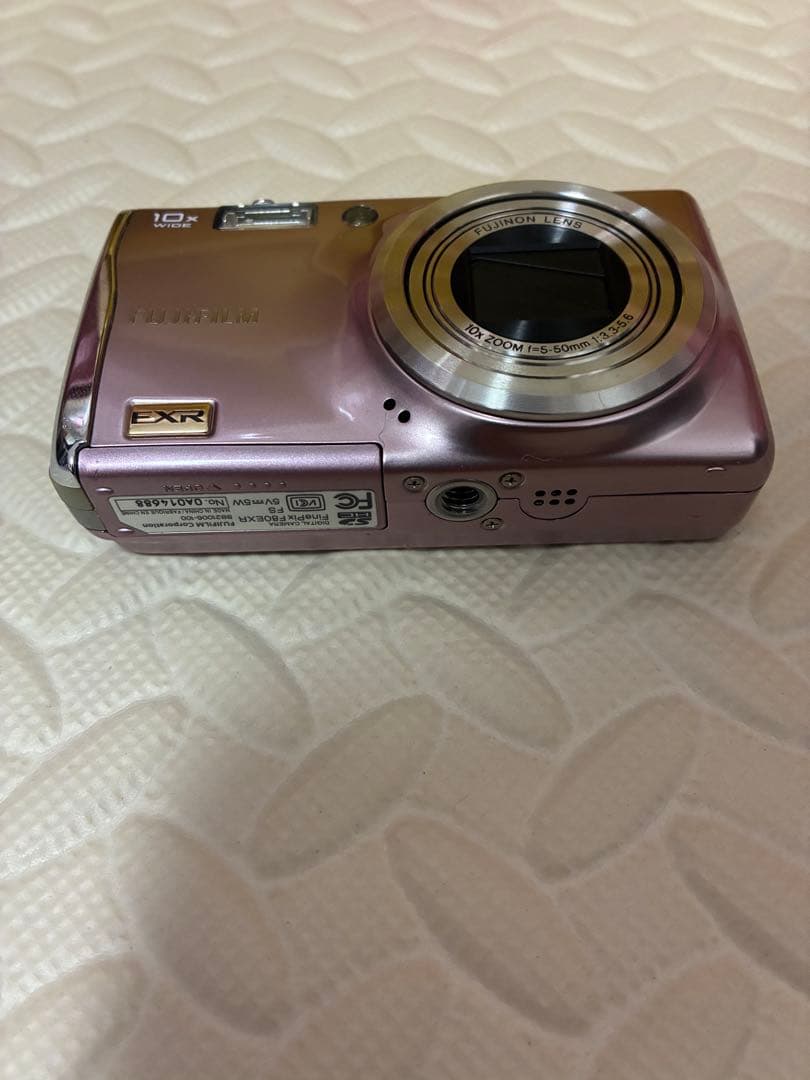 美品　fujifilm f80exr デジタルカメラ