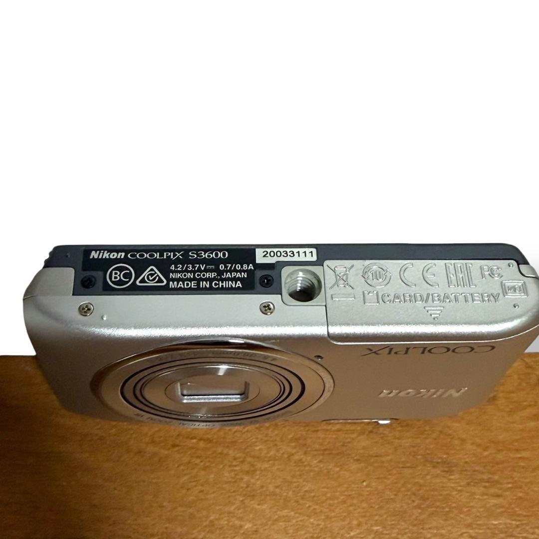 ☆美品 ニコン クールピクス S3600 クリスタルシルバー デジタルカメラ
