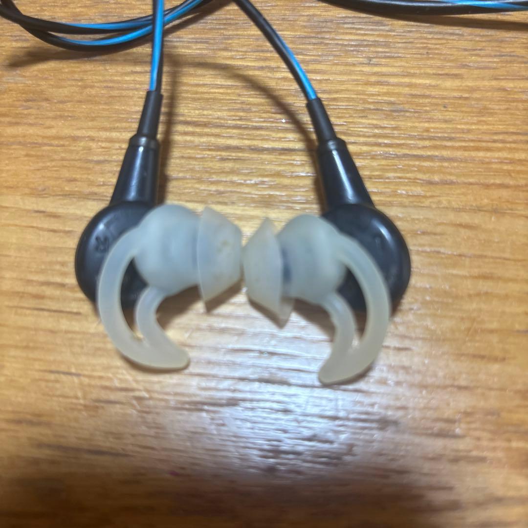BOSE QC20 ノイズキャンセリング