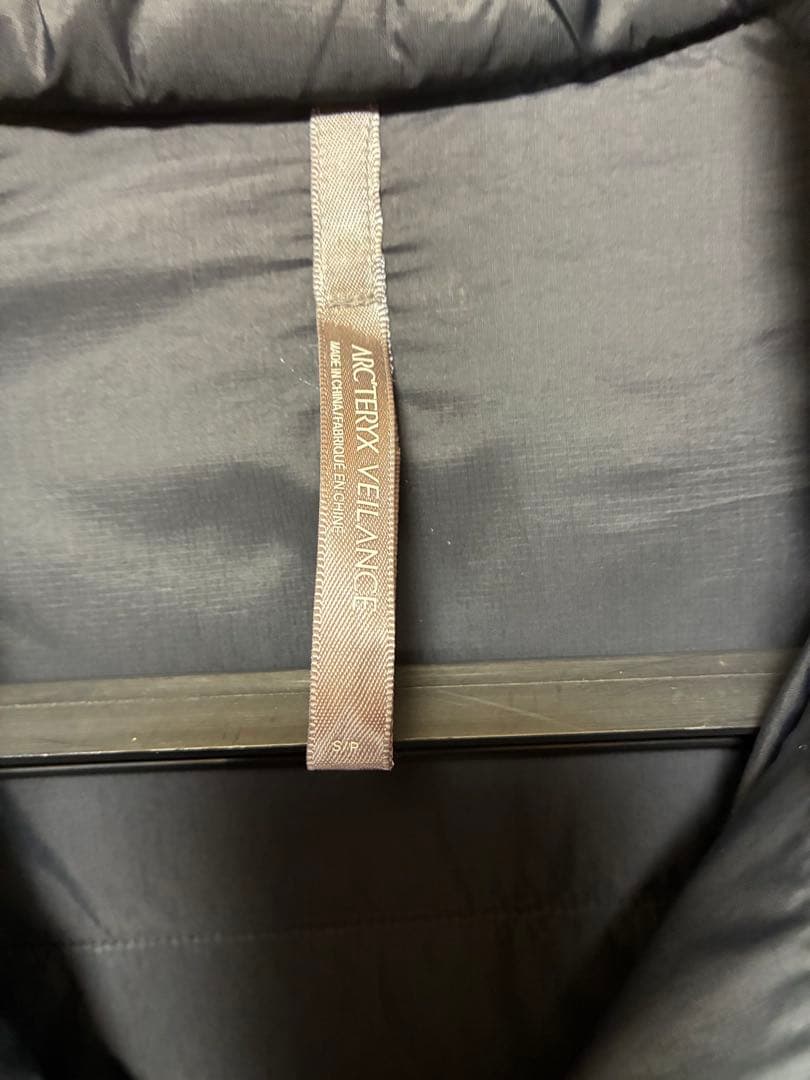 アークテリクスヴェイランス　コンデュイットダウンジャケット　黒　メンズS