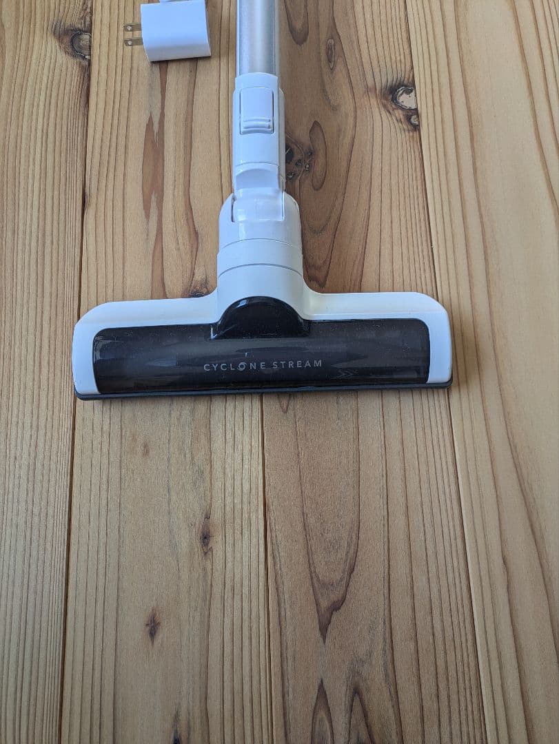 アイリスオーヤマ　スティッククリーナー　SBD-74 ホワイト　掃除機　軽量