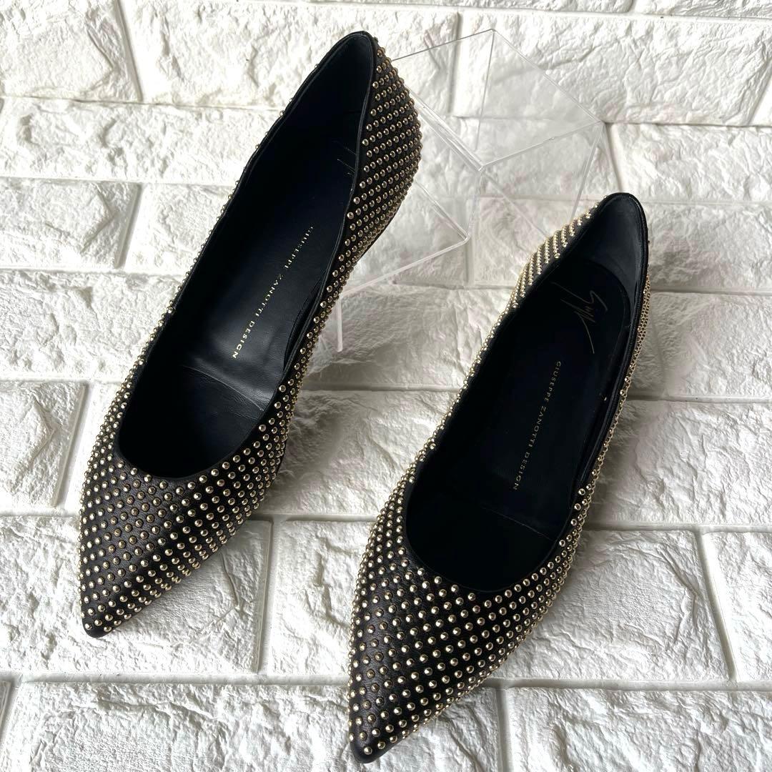 ほぼ新品ジュゼッペ ザノッティ ゴールドスタッズ黒パンプス 37.5 イタリア