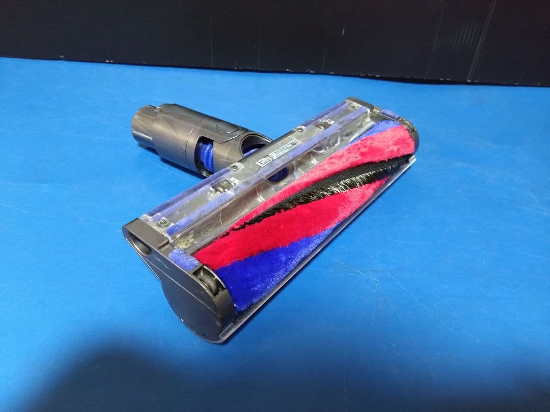 人気機種！最終値下げ！dyson‼️デジタルスリムフィラフィ SV18②