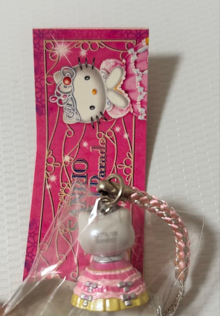 【サンリオピューロランド限定】ハローキティ ハートフルパレードストラップ