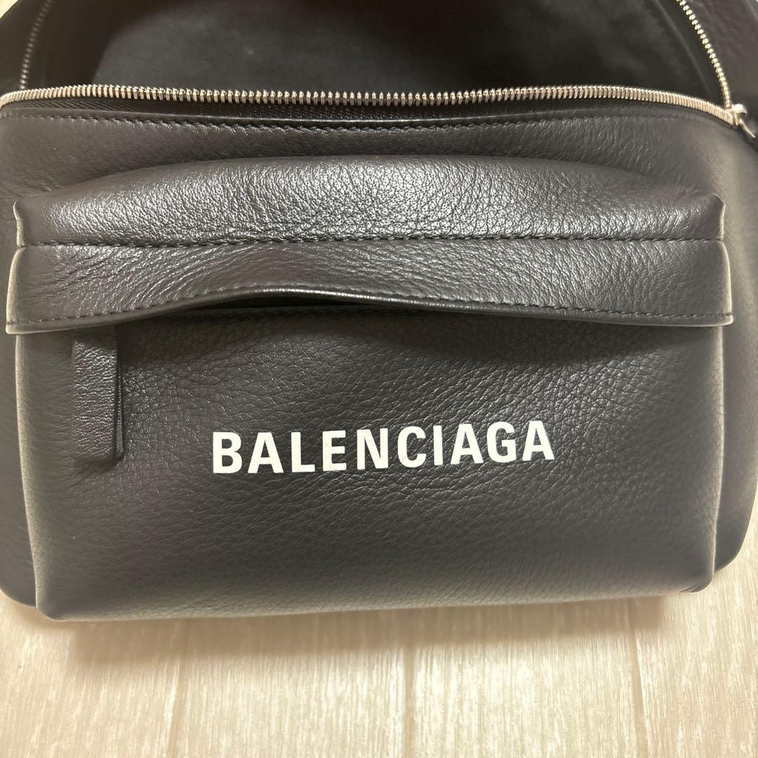 BALENCIAGA エブリデイ ベルトバックル