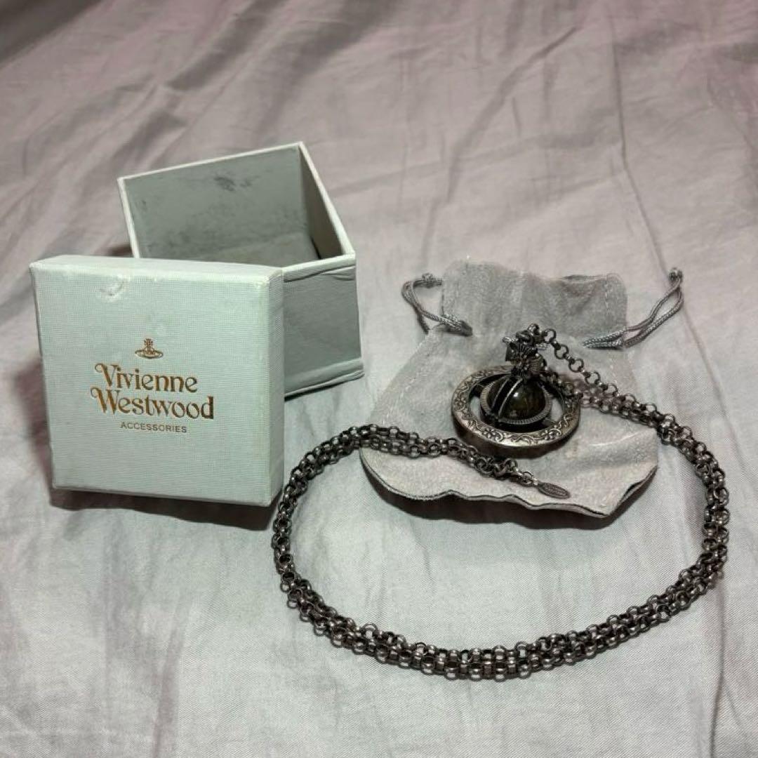 vivienne westwood スモールオーブオーナメンタルネックレス
