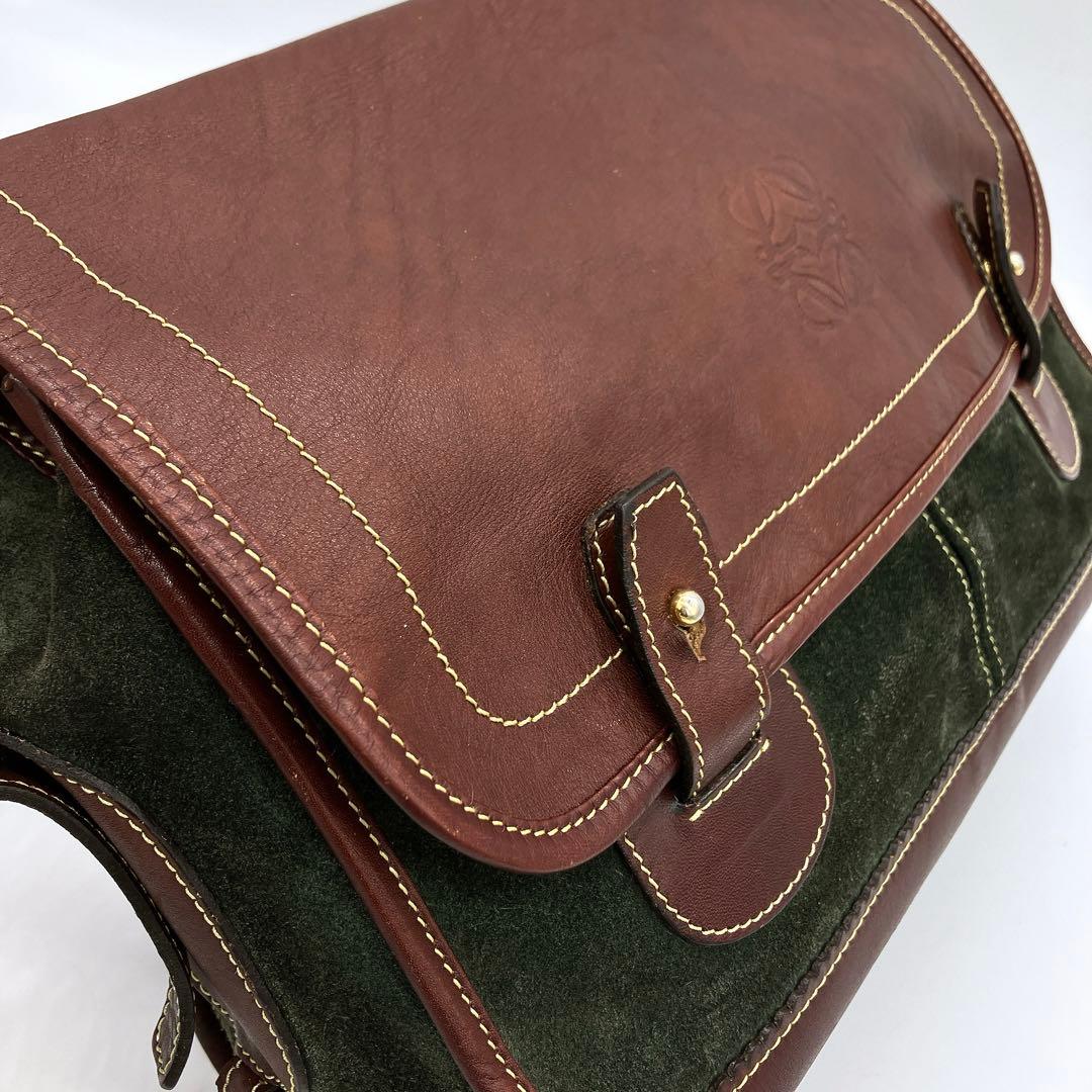 【LOEWE】メッセンジャーバッグ　アナグラム　ゴールド金具　スエード　レザー
