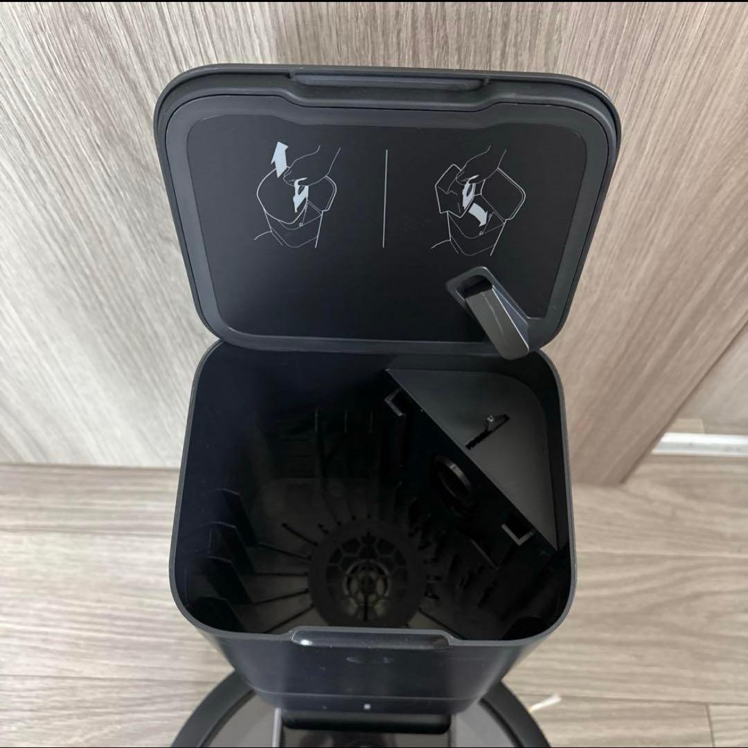 iRobot rumba i7（自動ゴミ収集機能付き）