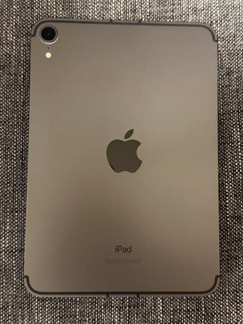 iPad mini 第6世代 セルラーモデル 64GB 純正カバー付き