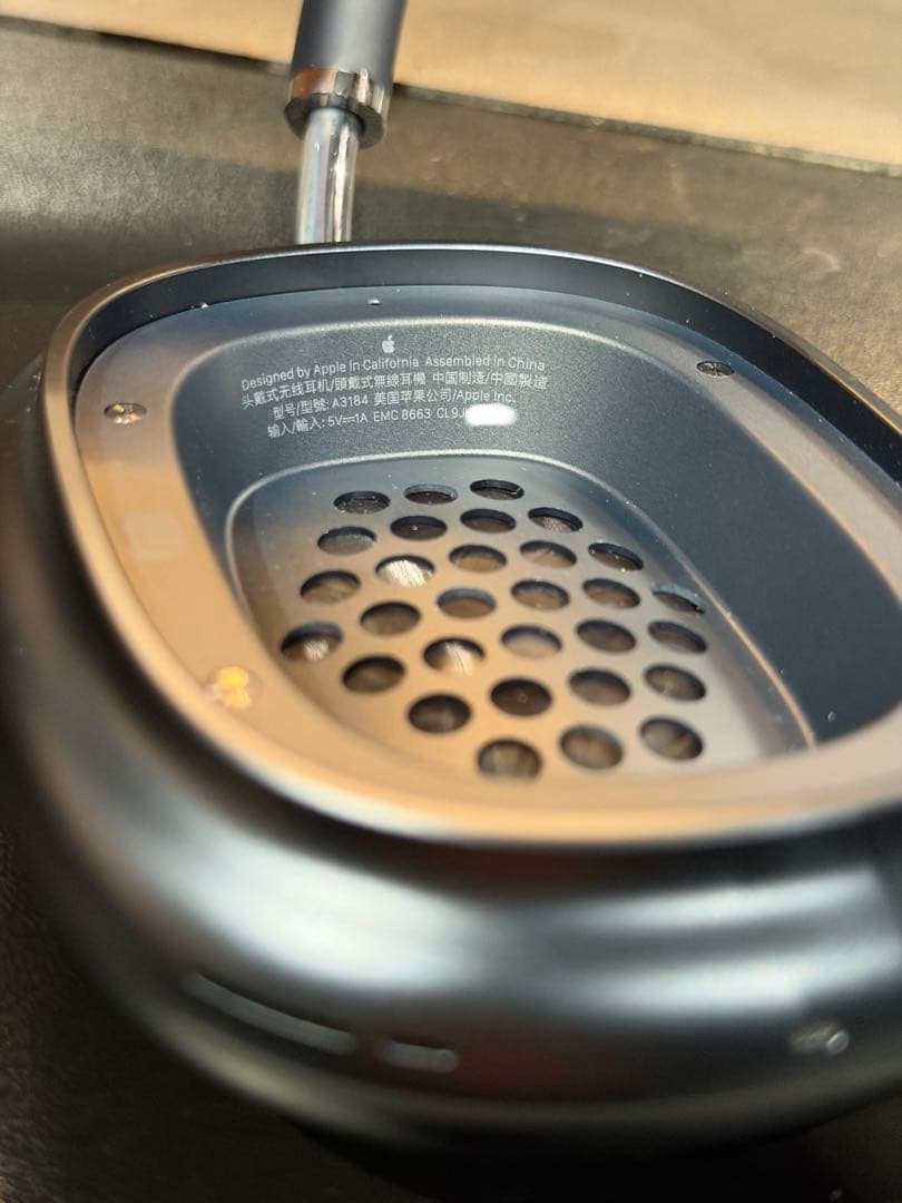 Apple AirPods Max 第二世代　ミッドナイト　本体