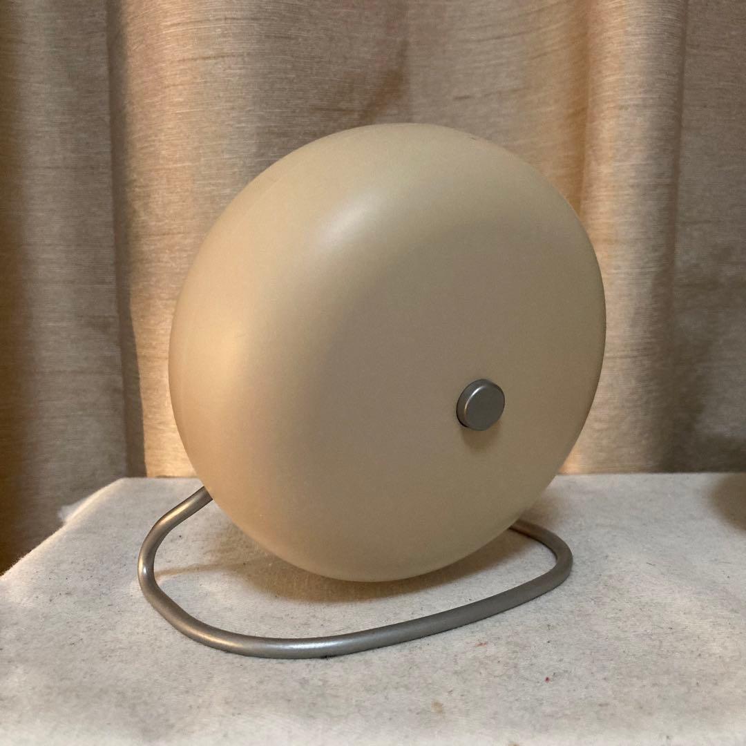 ARNE JACOBSEN アルネヤコブセン シティホール　置き時計　ベージュ