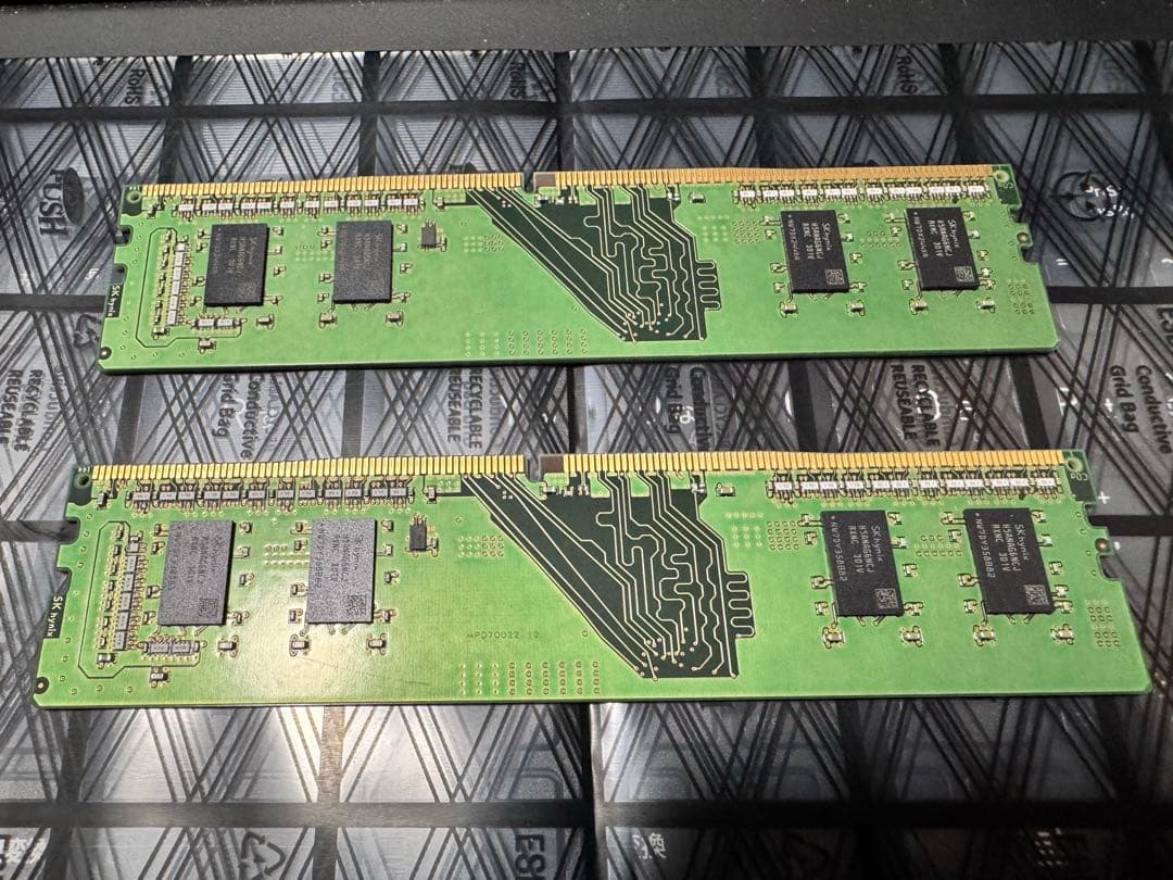 メモリ DDR4 3200Mhz 8GB×2枚 16GB SKhinx製