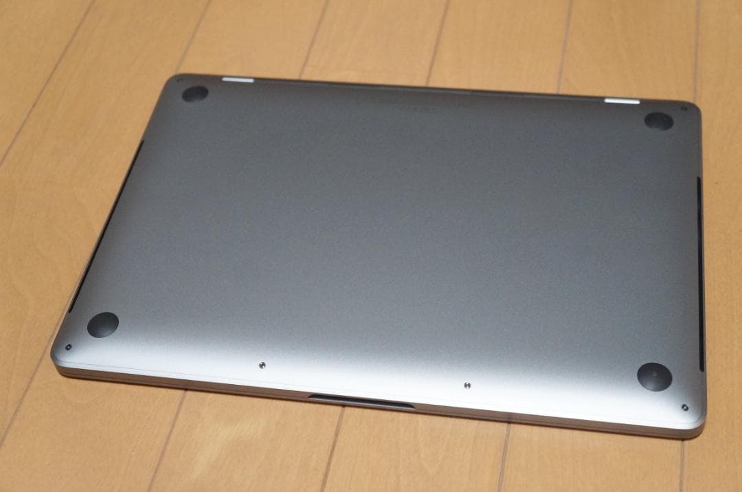 MacBook本体 MacBook Pro 13 i7 32G 512G Window Office