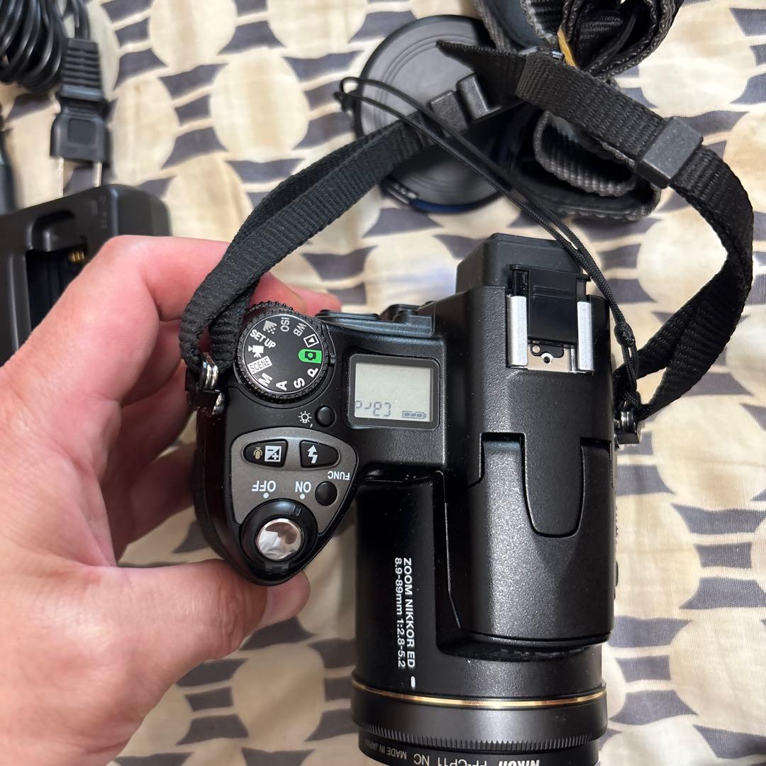 希少 Nikon COOLPIX 8800 ニコン デジタルカメラ デジカメ