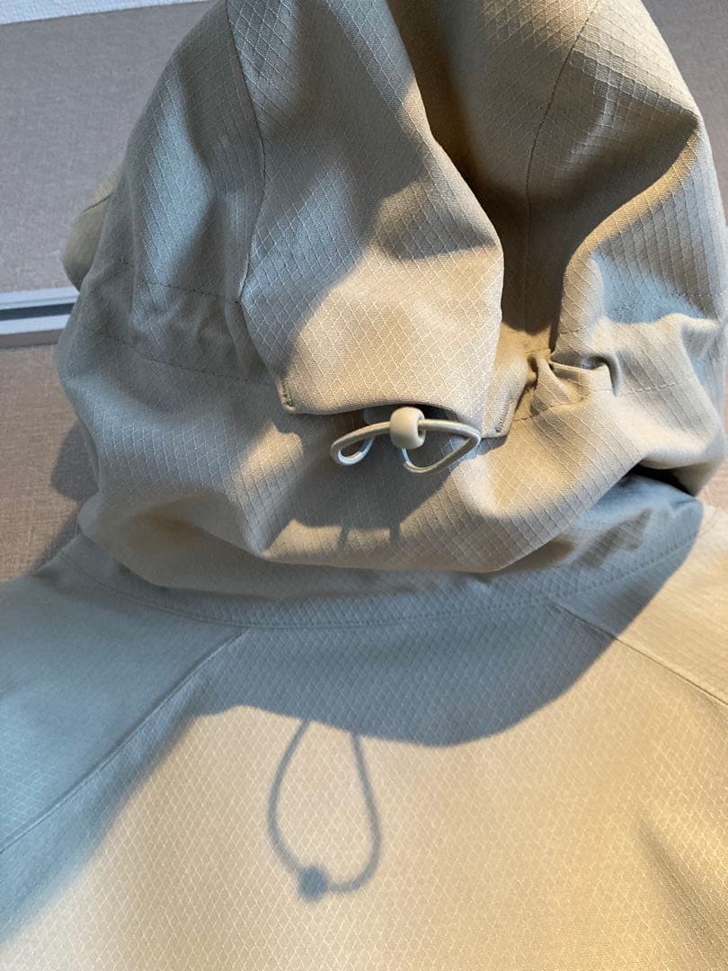 BURTON GORE-TEXジャケット ベージュ