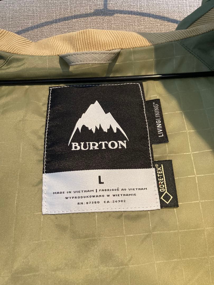 BURTON GORE-TEXジャケット ベージュ