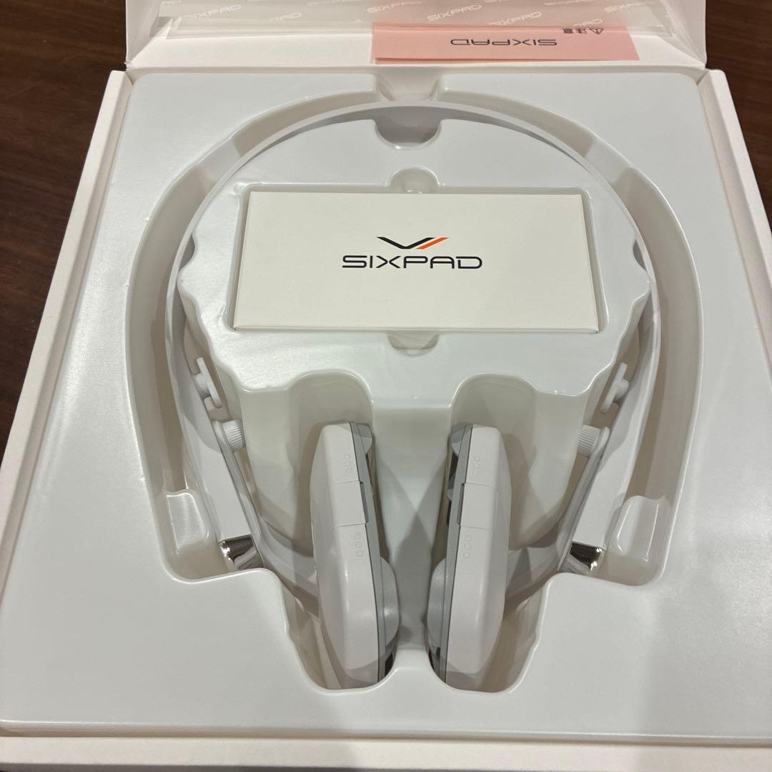 新品未使用シックスパッドフェイシャルフィット