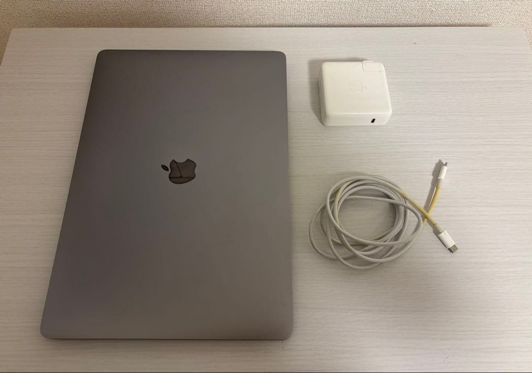 Apple MacBook Pro スペースグレー 【ジャンク品】