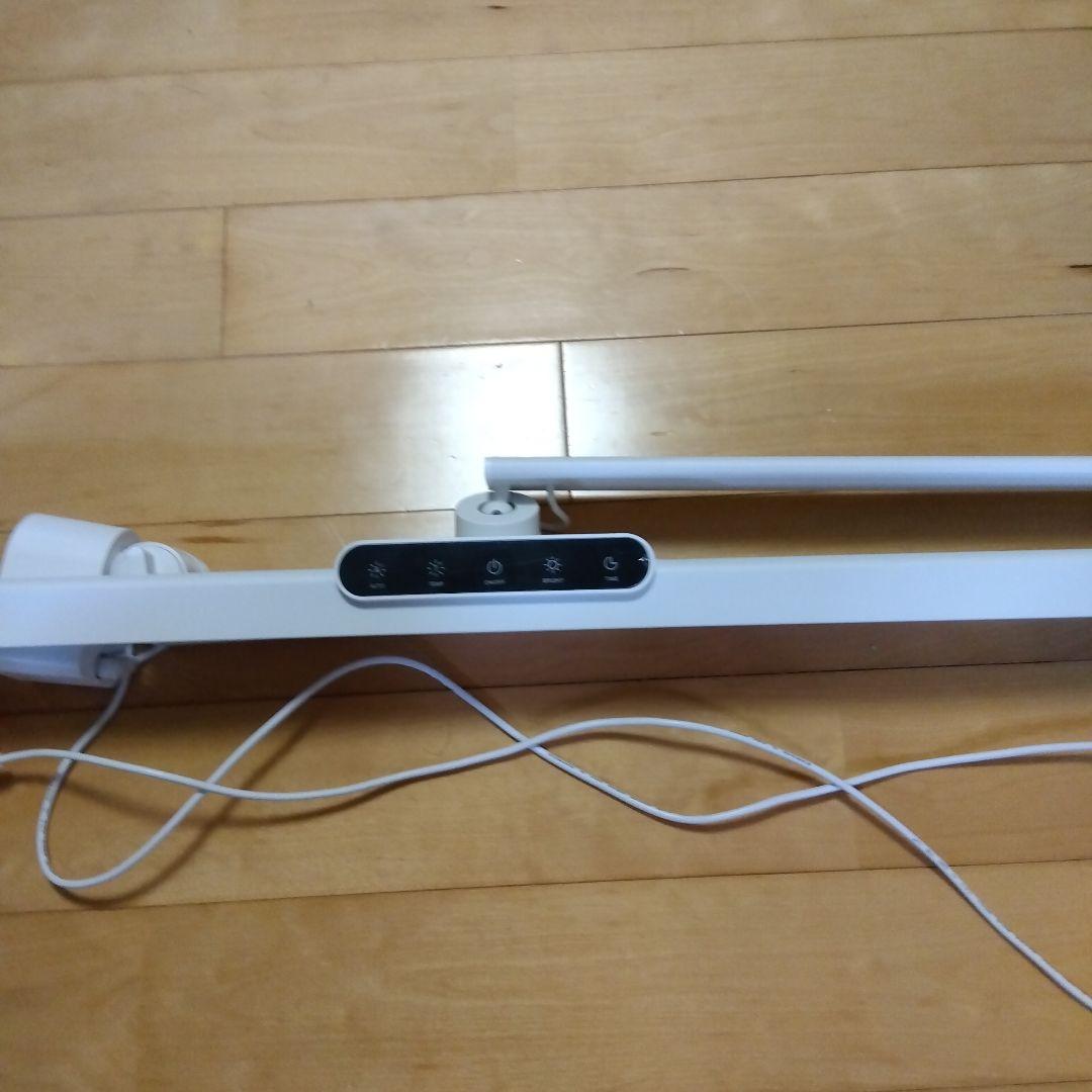 93-ヒーリングライト研究所　デスクライト　ホワイト