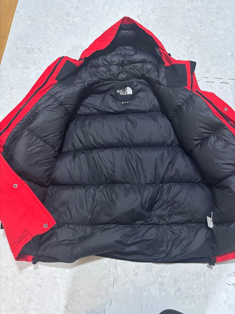 ノースフェイス ダウン マウンテンパーカー 赤