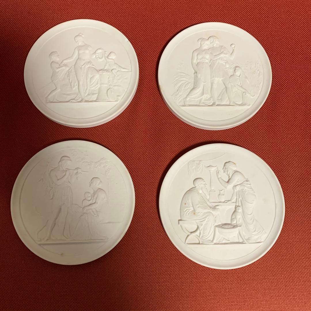 ロイヤルコペンハーゲン　壁掛プレート　レリーフ彫刻　春　夏　秋　冬　4枚セット