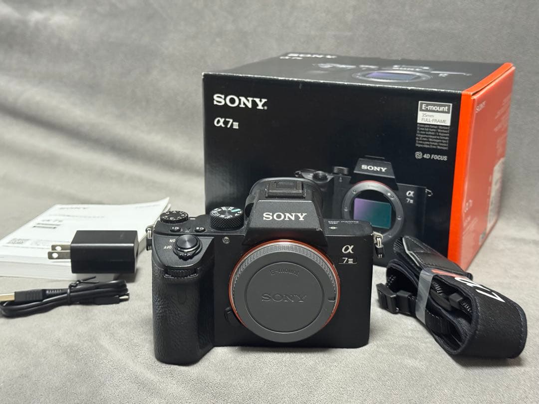 SONY α7 III ミラーレスカメラ 本体
