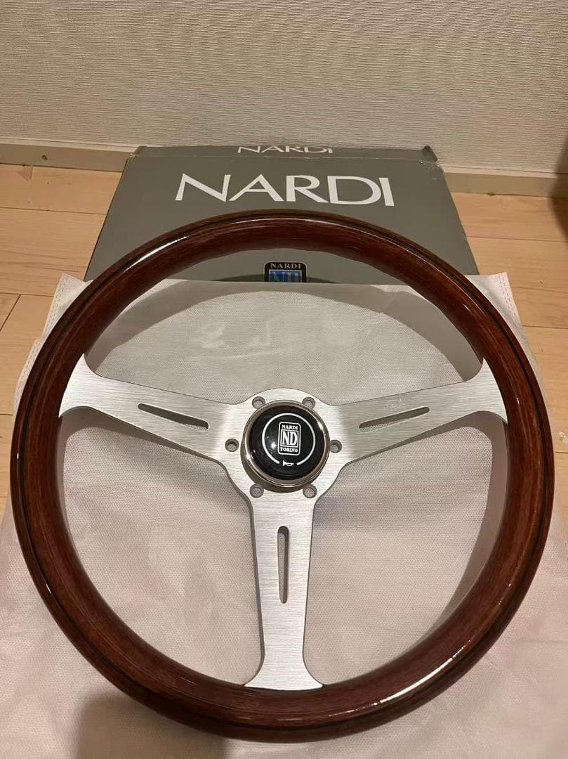 NARDI　ステアリング 35パイ ウッド調/黒色線/シルバー　350mm