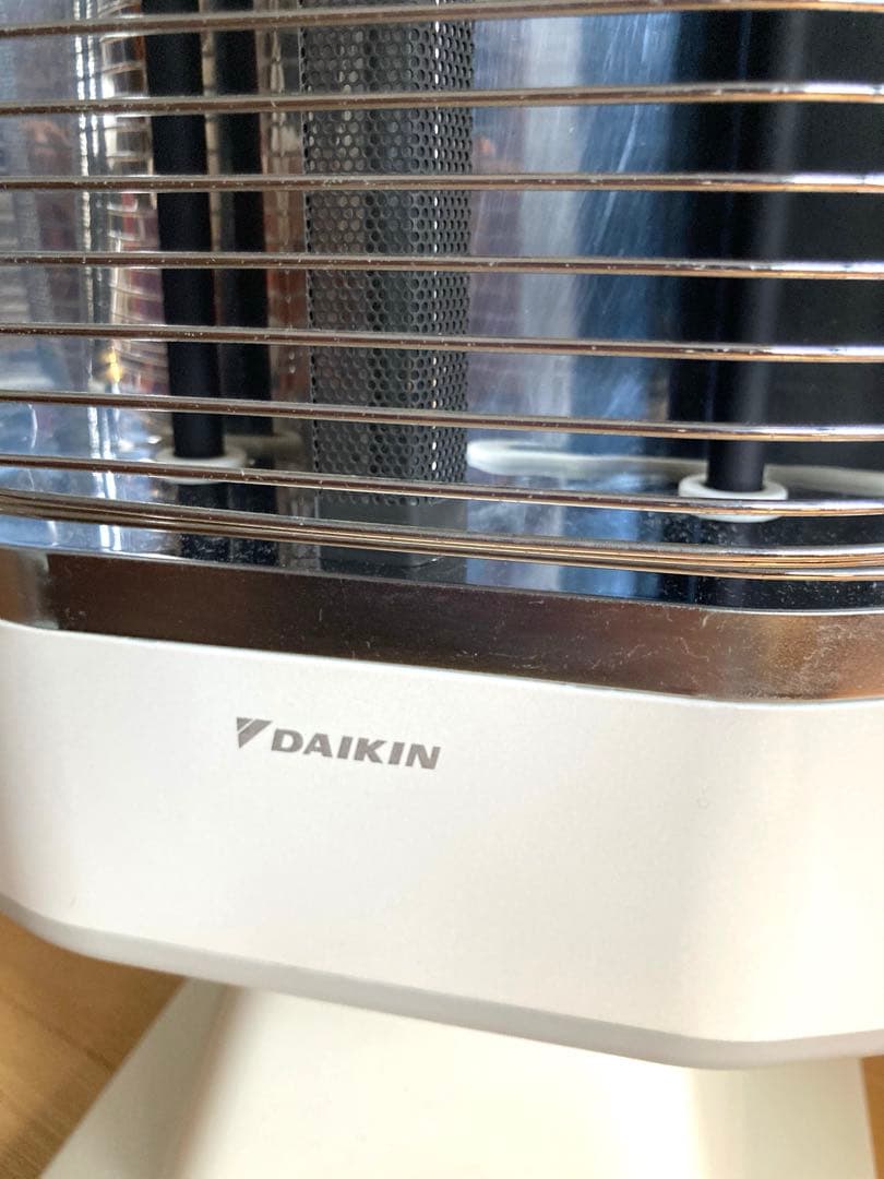 DAIKINダイキン工業 セラムヒート 遠赤外線暖房機ストーブ ERFT11KS