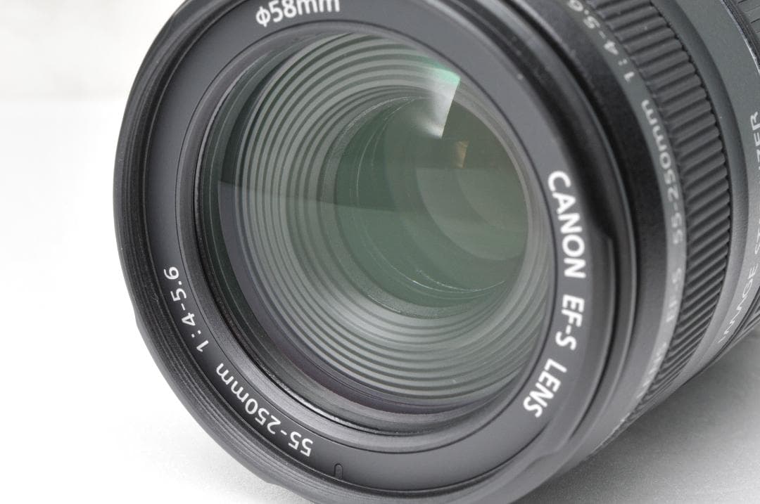 望遠レンズCanon EF-S 55-250mm IS⭐️手ぶれ補正 ズーム