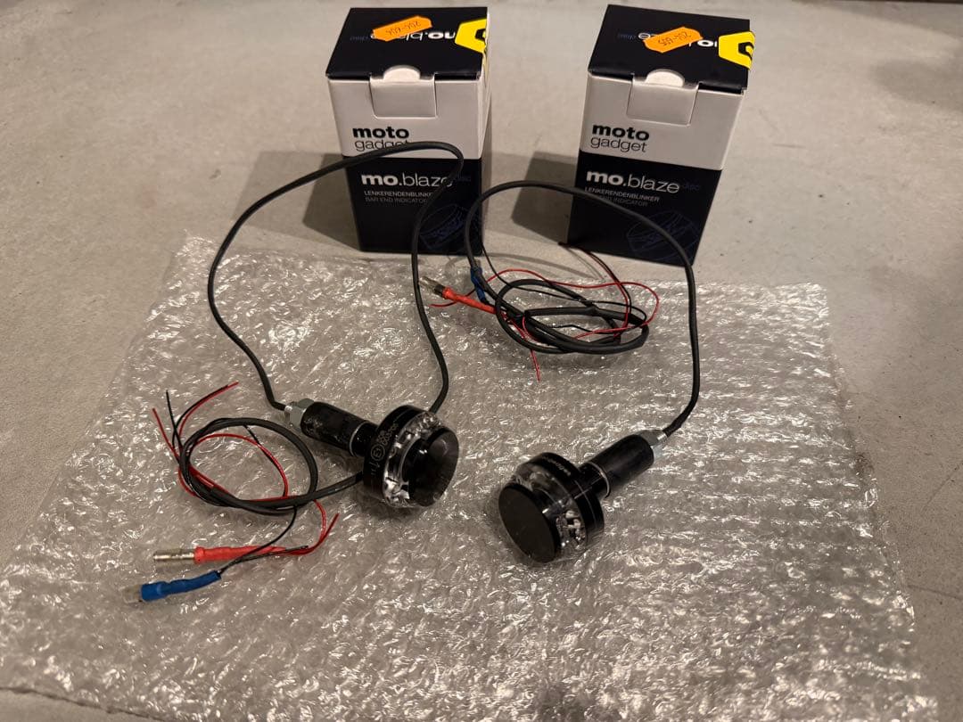 mo.blaze moto gadgetモトガジェットバーエンドウィンカー2個