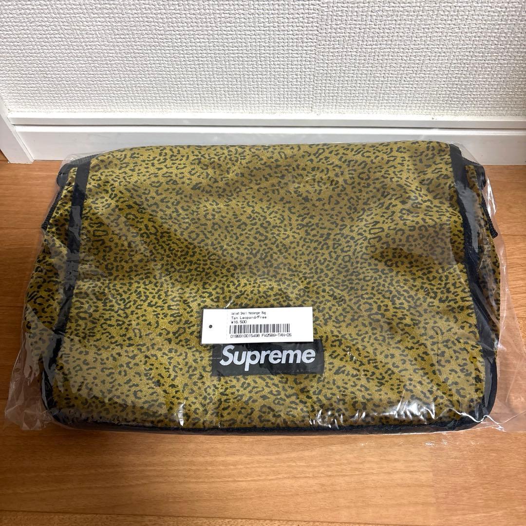 supreme メッセンジャーバッグ シュプリーム ヒョウ柄　豹柄
