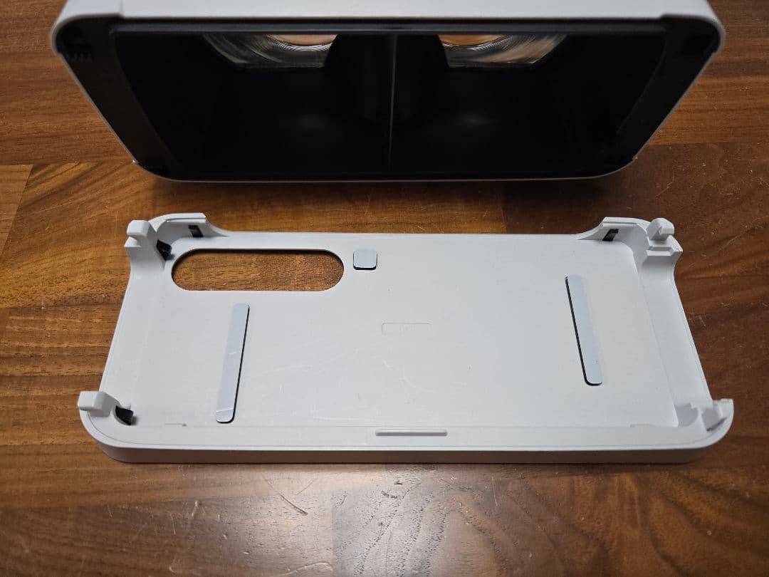 SONY XPERIA View VRヘッドセット