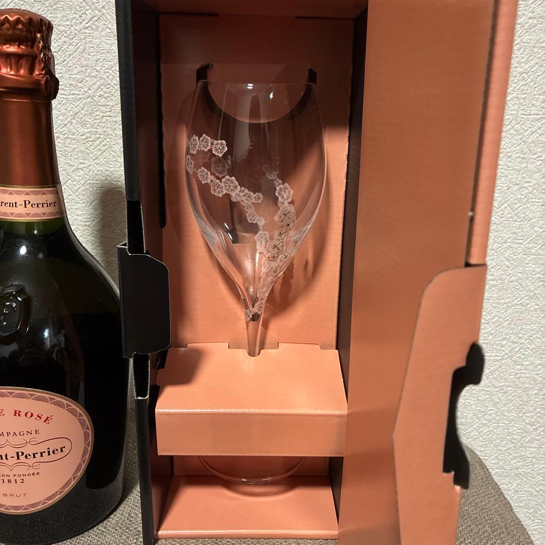 Laurent-Perrier Cuvée Rosé グラス付き