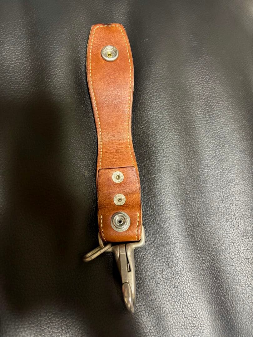 RED MOON　ビーズ付き　レザーウォレットチェーン　ロープ　ベルトループ