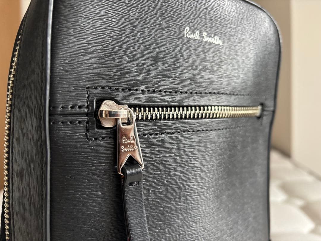 Paul Smith ポールスミス　ストローグレインレザー　ボディバッグ　黒