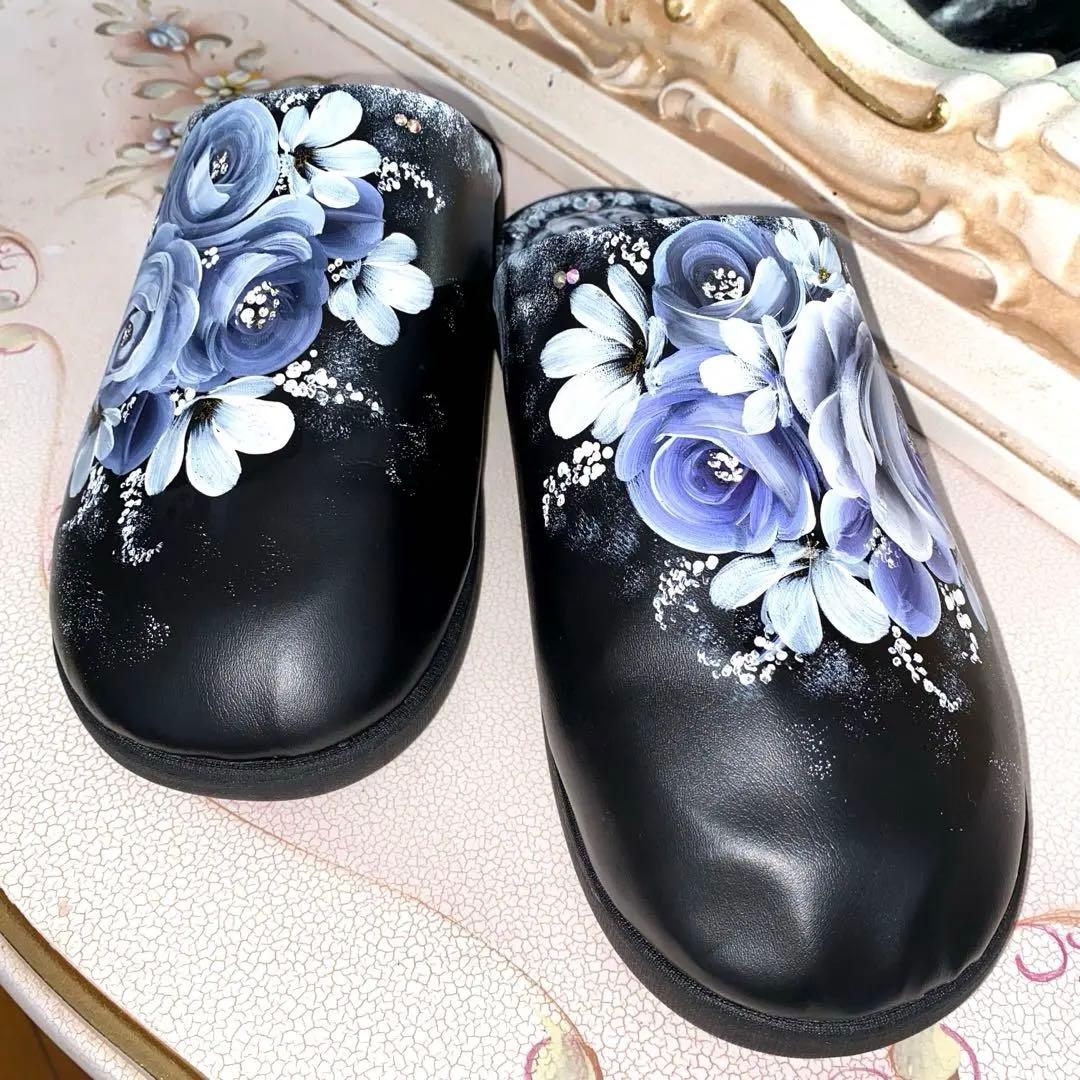 スマホ水筒ショルダー　サンダル　薔薇　手描き　トールペイント