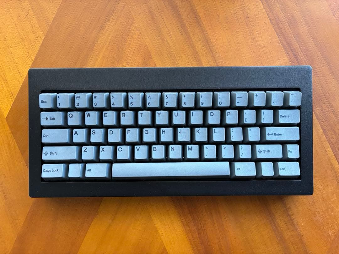 Model FキーボードF62 Kishsaver HHKBレイアウト