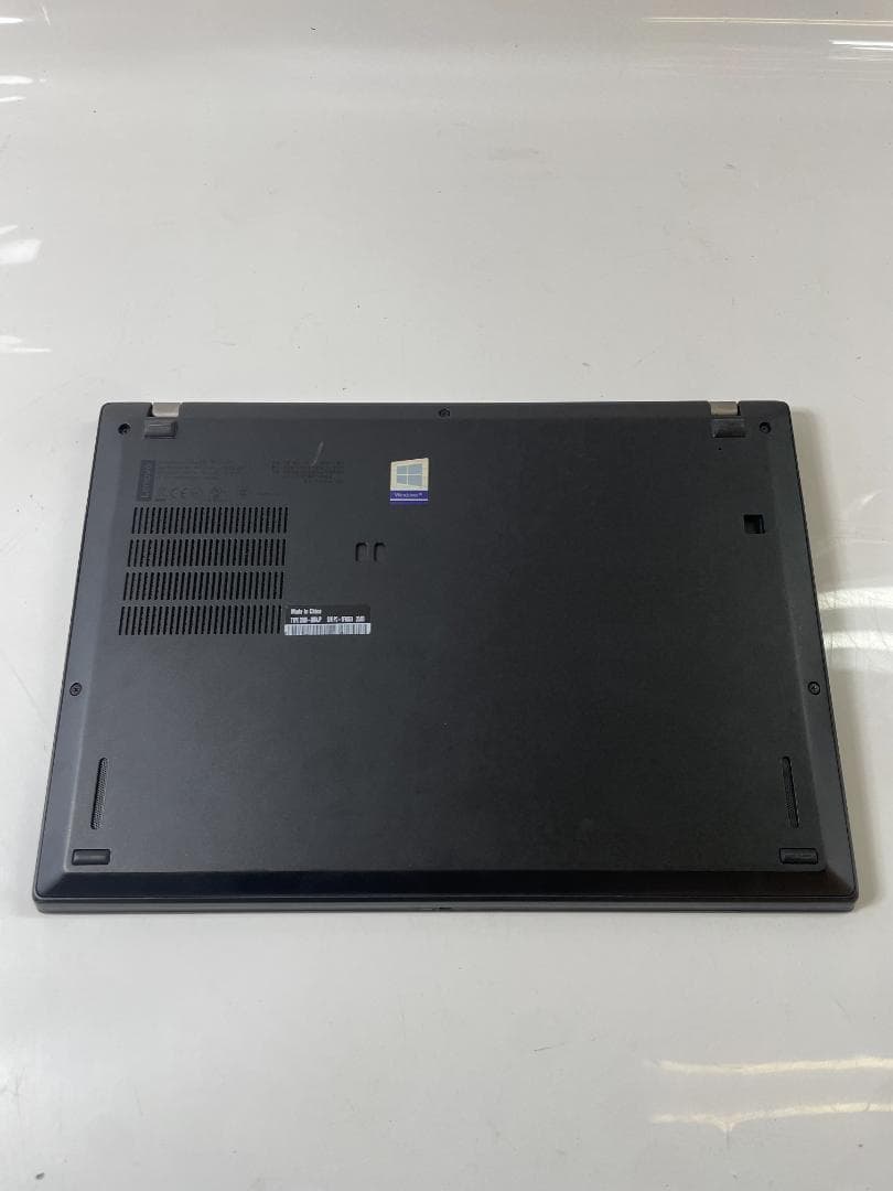 Lenovo Thinkpad X390 8世代i5/256GB/8GB