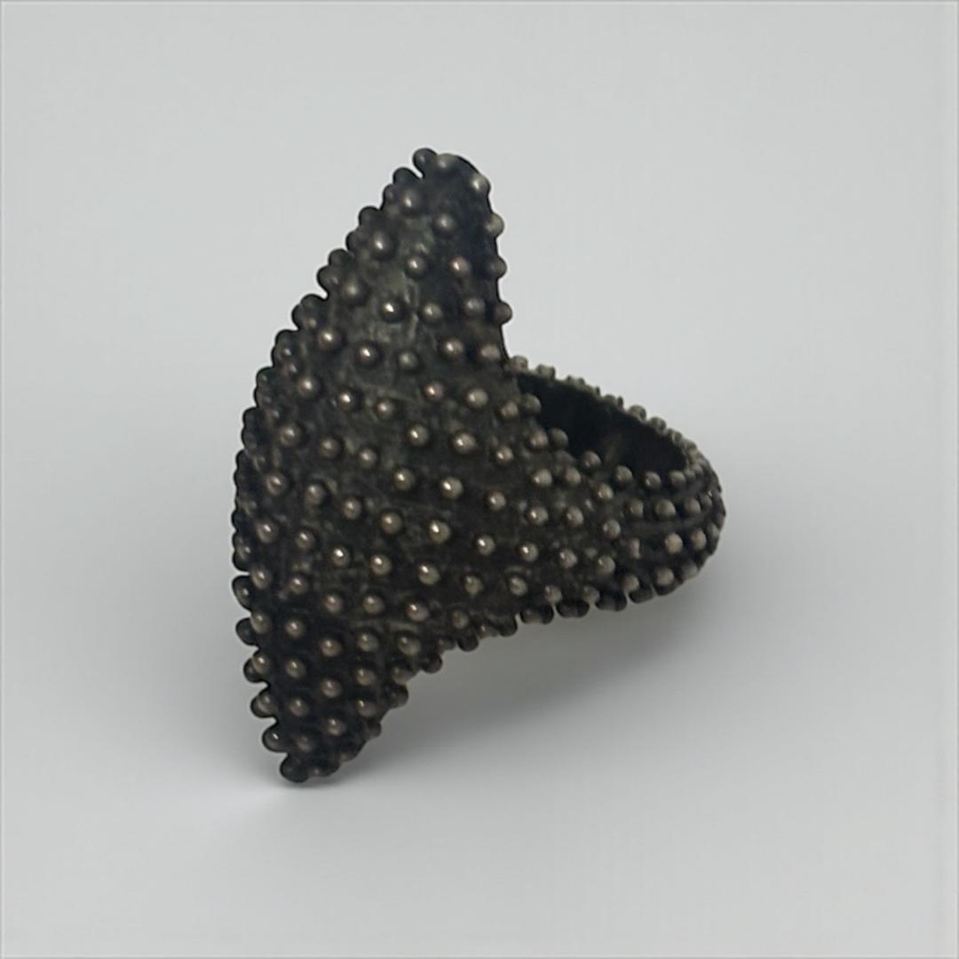 松本潤着【Ugo Cacciatori 】ウーゴカッチャトーリシルバーリング