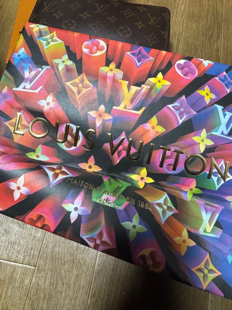 ルイヴィトン モノグラム ジッピーウォレット　ラウンドファスナー 長財布