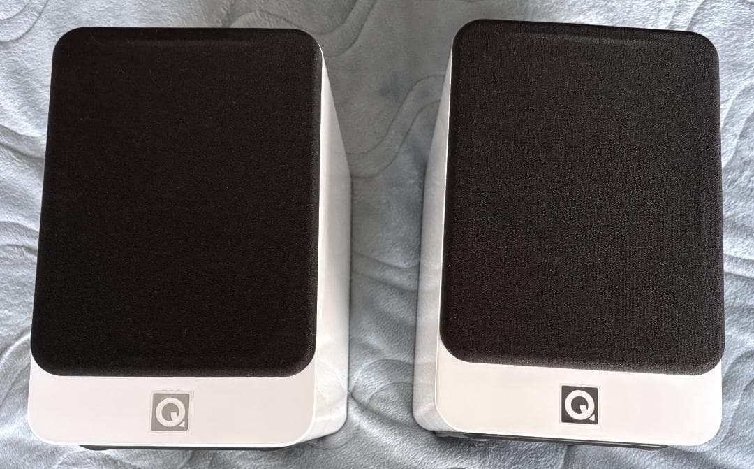 Q Acoustics 2020i （ペア）純正壁掛け金具付き