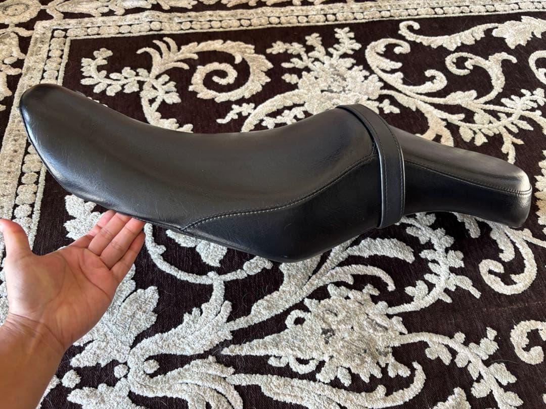 スポーツスター／カスタムシート/2004-/ハーレー