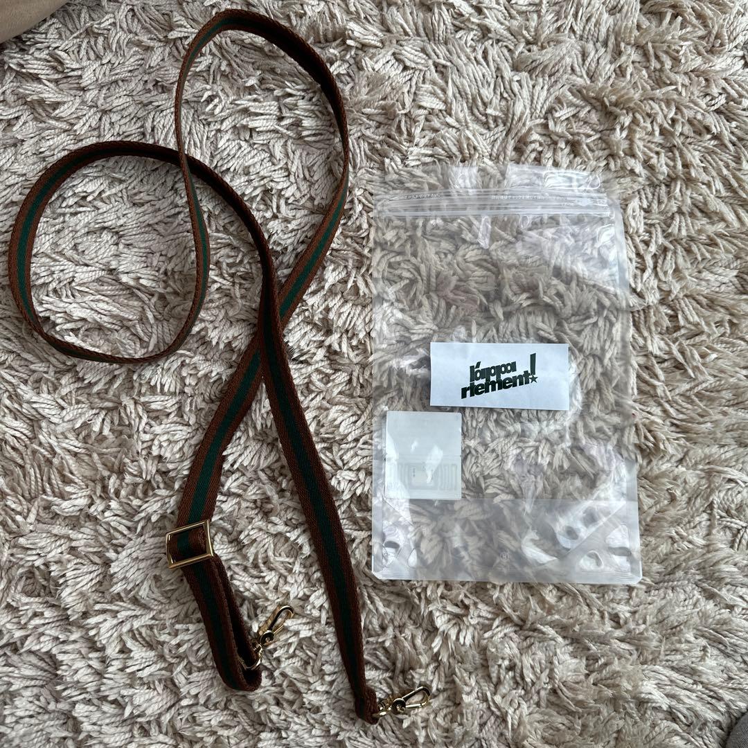 アパルトモン　スマホショルダー