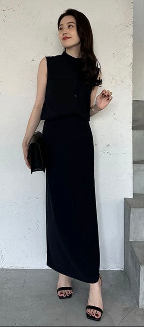 anuans バックサテンタイトスカート　ブラック